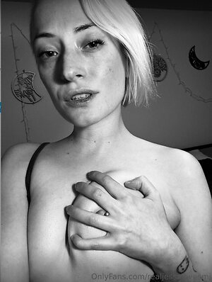 Jessa Furches leaked photo #8
