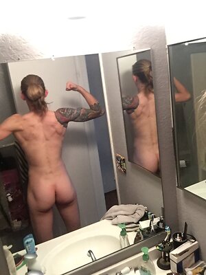 Jessamyn Duke Nude Leaked Photo #10