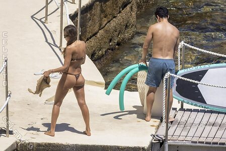Jessica Alba photo