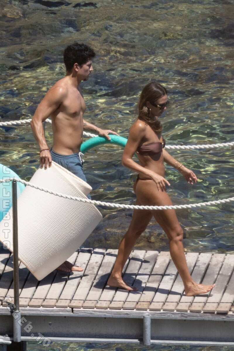 Jessica Alba photo