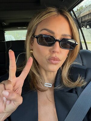 Jessica Alba leaked photo #253