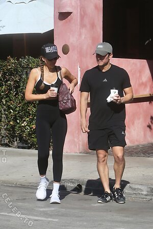 Jessica Alba leaked photo #353