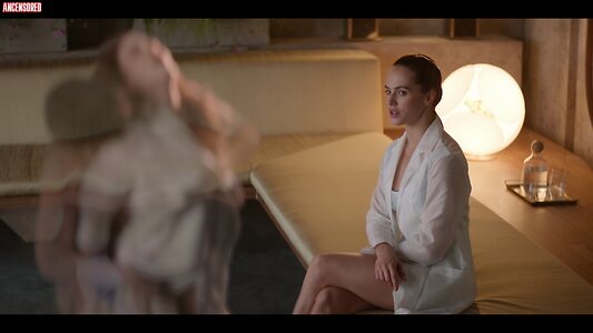 Jessica Brown Findlay