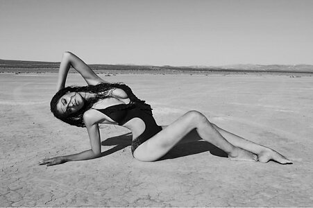 Jessica Clark leaked photo #6