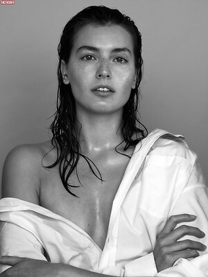 Jessica Clements Nude Leaked Photo #61
