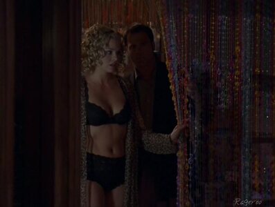 Jessica Collins leaked photo #44