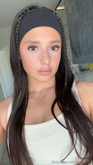 Jessica Desatnick leaked photo #8