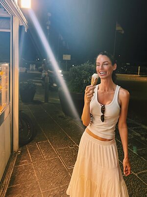 Jessica Lowndes leaked photo #9