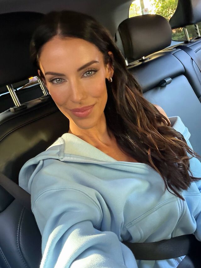 Jessica Lowndes leaked photos