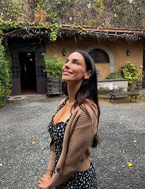 Jessica Lowndes