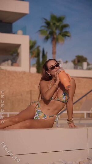 Jessica Paszka Nude Leaked Photo #120