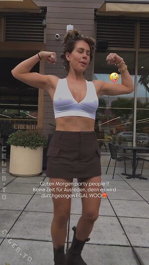 Jessica Paszka photo