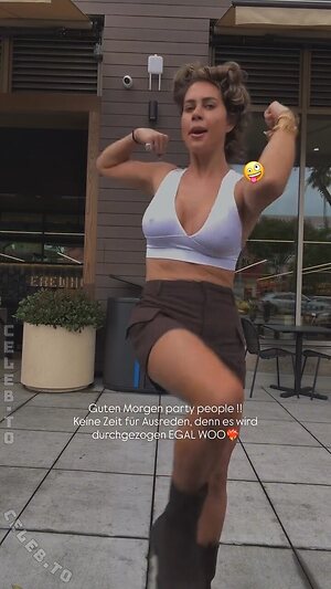 Jessica Paszka photo