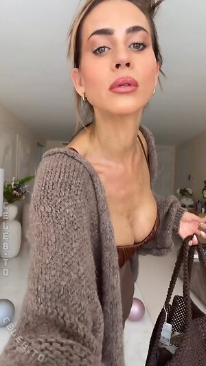 Jessica Paszka photo
