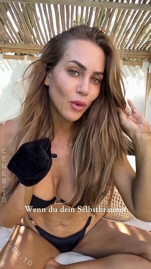 Jessica Paszka photo