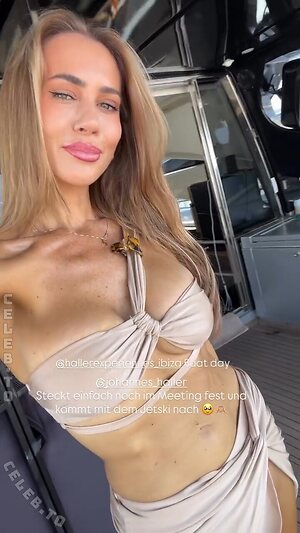 Jessica Paszka photo