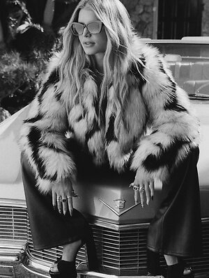 Jessica Simpson leaked photo #5