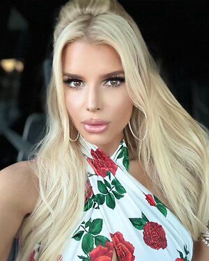 Jessica Simpson leaked photo #44