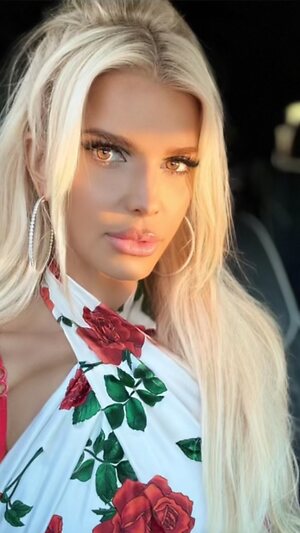 Jessica Simpson leaked photo #48