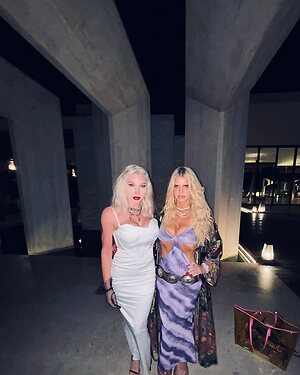 Jessica Simpson leaked photo #54