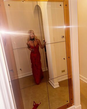 Jessica Simpson leaked photo #64