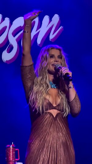 Jessica Simpson leaked photo #128