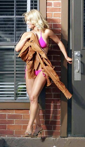 Jessica Simpson leaked photo #196