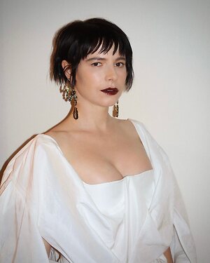 Jessie Buckley leaked photo #7