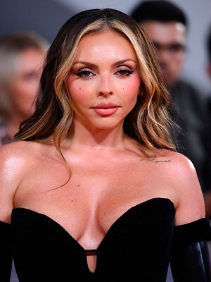 Jesy Nelson leaked photo #3