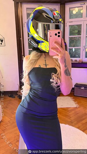 Jezz von Sperling Nude Leaked Photo #28