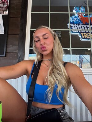 Jiggly_jessicaa leaked photo #9