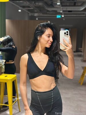 Jilleen Lovely leaked photo #4