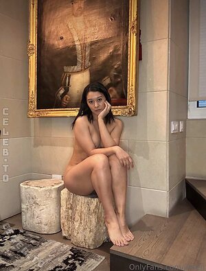 Jin Ren leaked photo #12