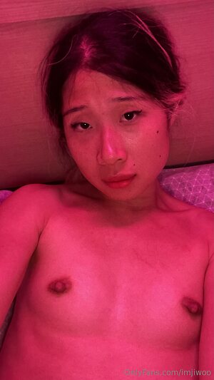 Jiwooe Nude Leaked Photo #34