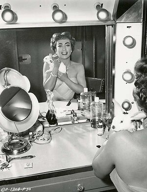 Joan Crawford Nude Leaked Photo #60
