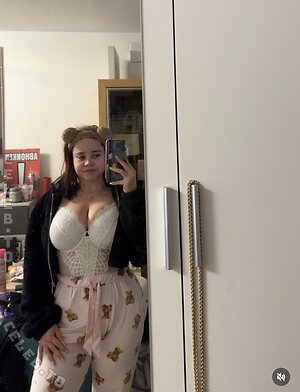 Joanax2003 Nude Leaked Photo #3