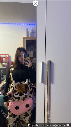 Joanax2003 Nude Leaked Photo #5