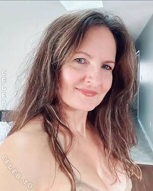 Joanne Bettes Nude Leaked Photo #4