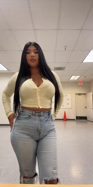 Jocelyn.nm leaked photo #17