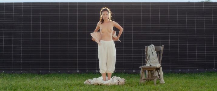Jodi Balfour leaked photo #6