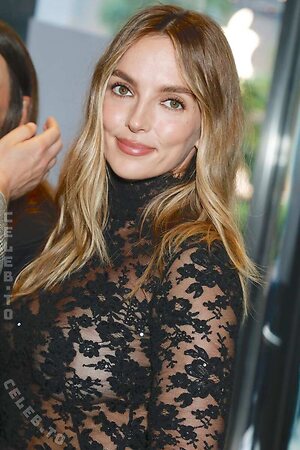 Jodie Comer Nude Leaked Photo #12