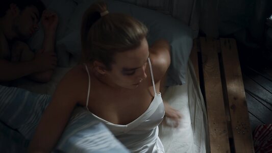 Jodie Comer leaked photo #66
