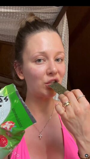 Joelina Drews Nude Leaked Photo #14