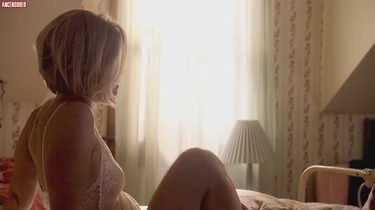 Joelle Carter leaked photo #28