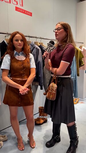 Joey King Hot leaked photo #44