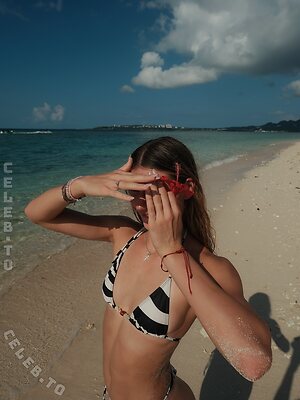 Johanna Martin Nude Leaked Photo #4