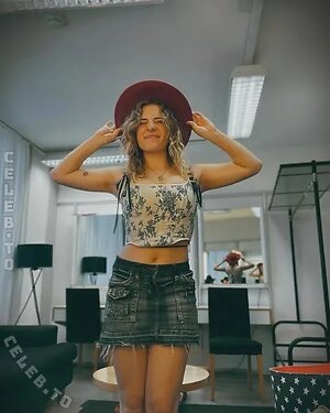 Johanna Mross Nude Leaked Photo #4