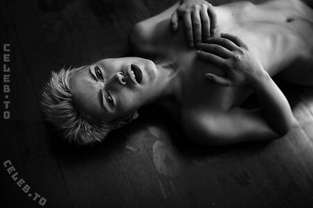 Johanna Winter Nude Leaked Photo #20