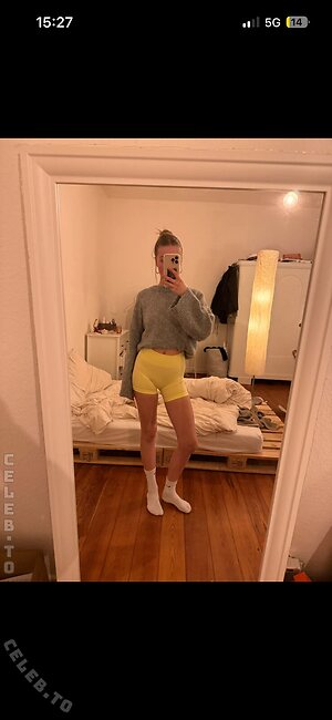 Jokeeandresen Nude Leaked Photo #3