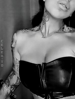 Jolie Ray Nude Leaked Photo #10